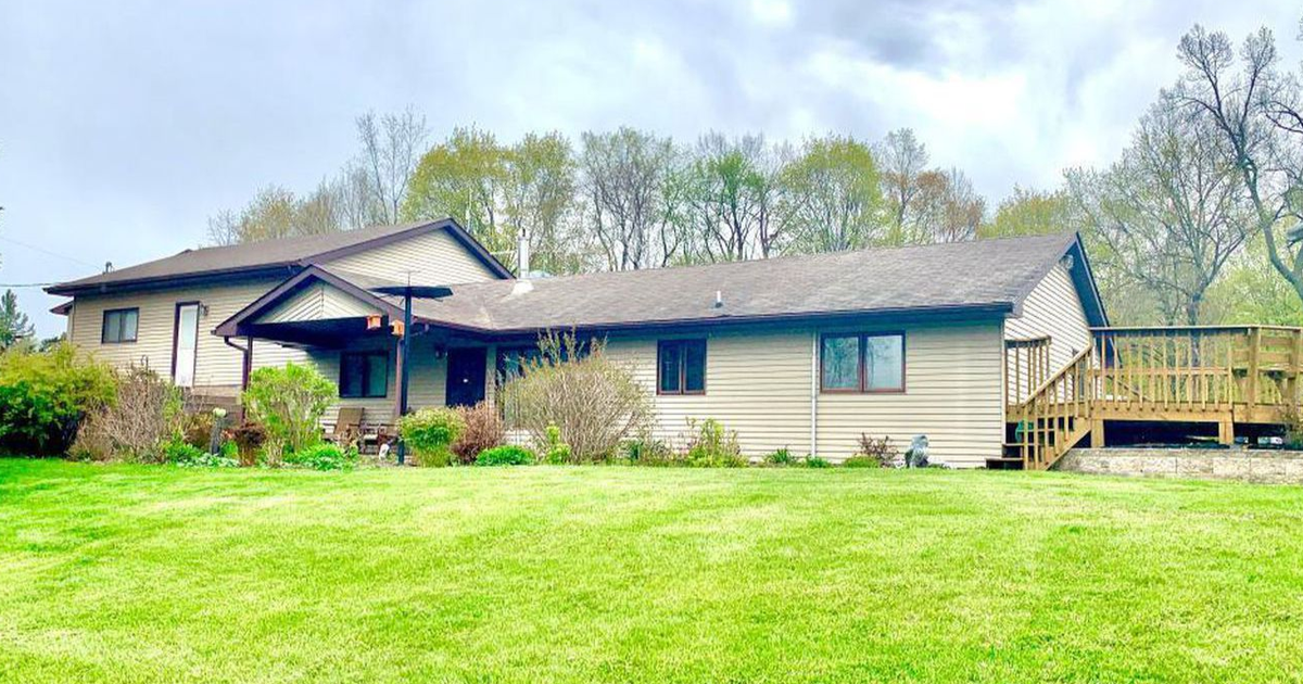 27725 Redwing Avenue, Shafer, MN 55074 ListReports