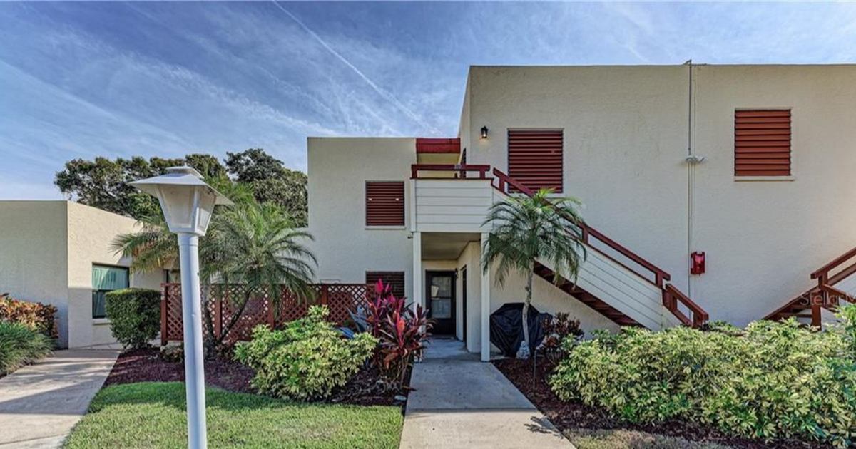 310 Spring Lakes Boulevard, Bradenton, FL 34210 ListReports