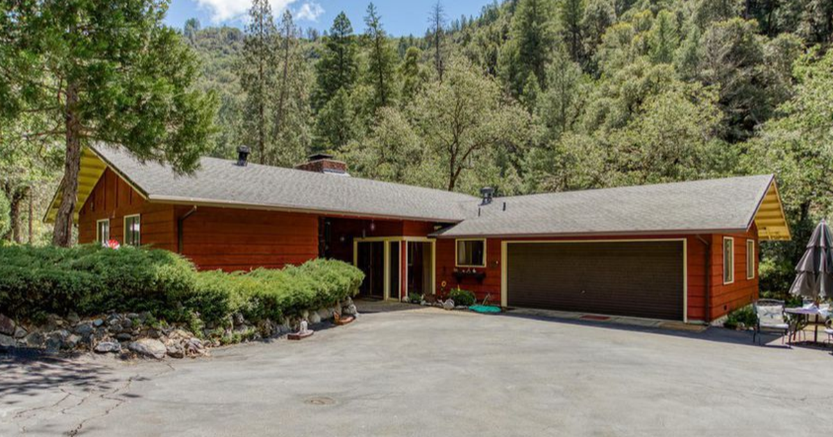 17103 Trinity Mountain Road, French Gulch, CA 96033 ListReports
