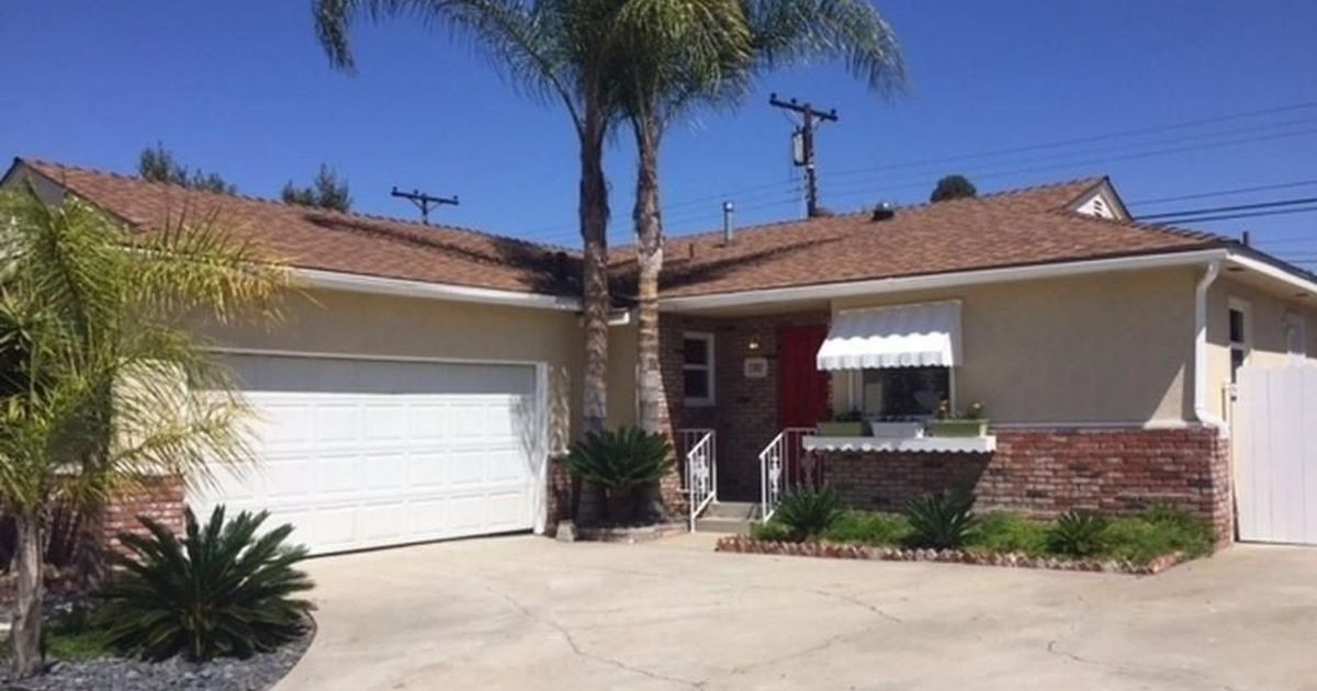 5702 Waring Rd, San Diego, CA 92120 ListReports