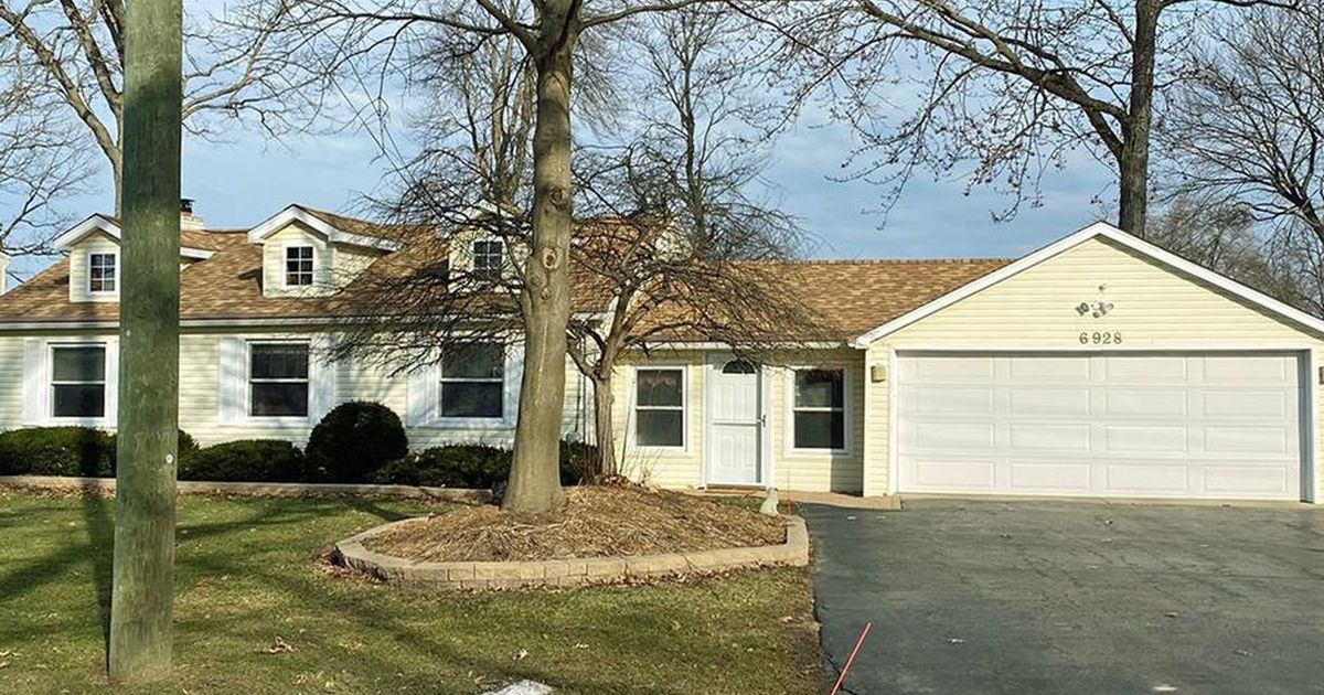 6928 Hatchery Rd, Waterford Twp MI 48327 ListReports